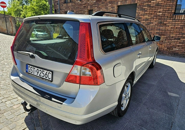 Volvo V70 cena 29900 przebieg: 192000, rok produkcji 2011 z Iłowa małe 277